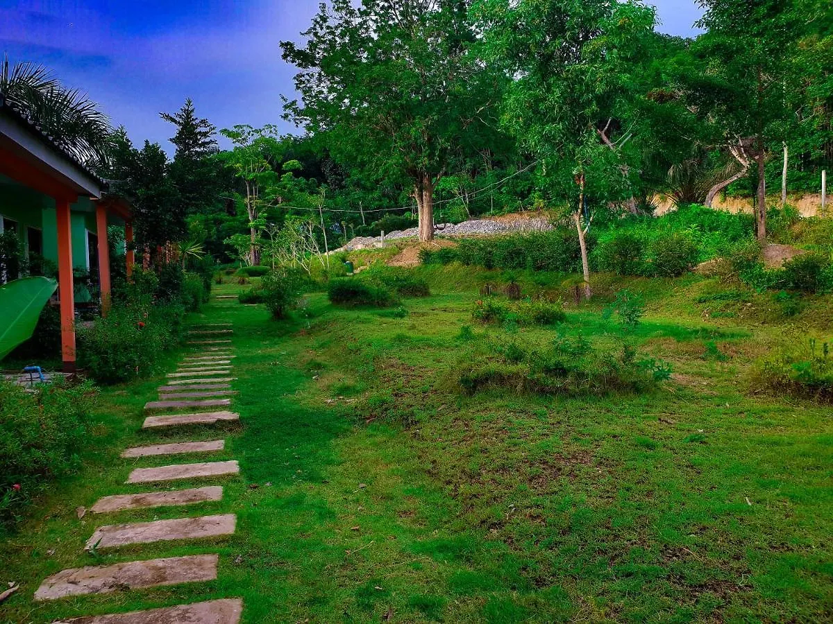 Rubber Tree Resort Ko Lanta